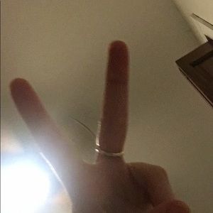 Meet your Posher, Hellen